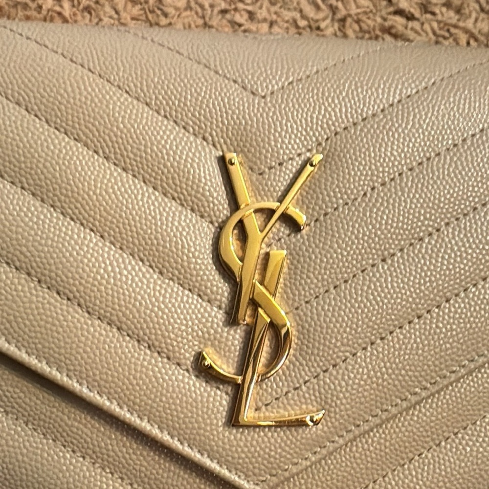 Saint Laurent YSL Large Wallet on Chain - Picture 8 of 11